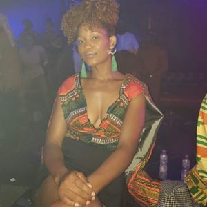 Meet your Posher, Katea aline